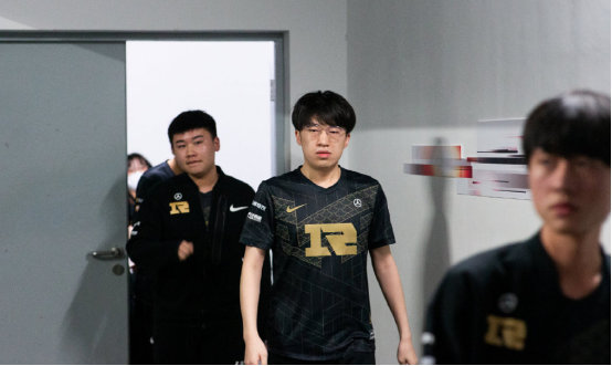 做二择一 做二择一